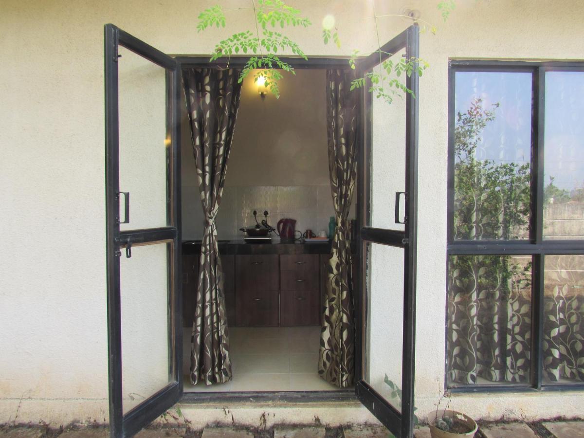 Retreat Chalets, The Nest, At Sparsh Resorts, Karjat Eksteriør billede