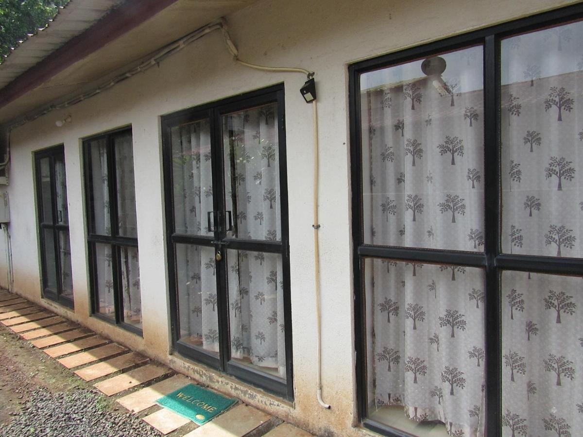 Retreat Chalets, The Nest, At Sparsh Resorts, Karjat Eksteriør billede