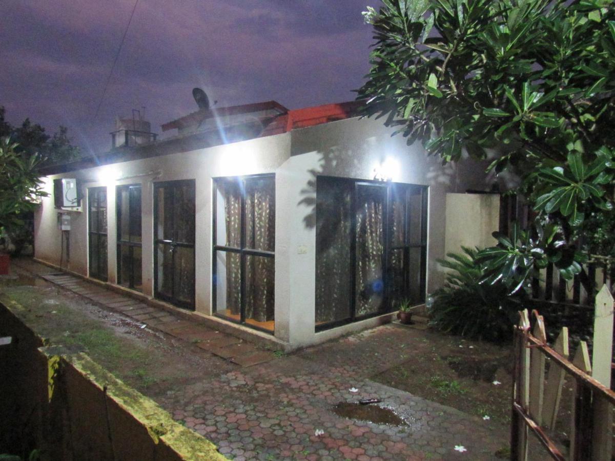 Retreat Chalets, The Nest, At Sparsh Resorts, Karjat Eksteriør billede